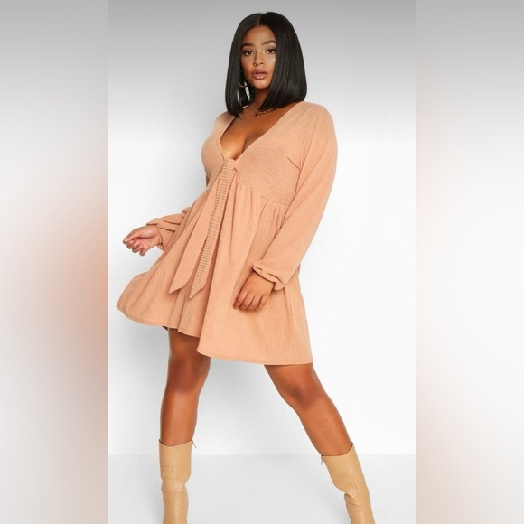 Boohoo Dresses & Skirts - NWT Boohoo Tie-Front Ribbed Long Sleeve Smock Dress - Tan/Beige, Size 24W